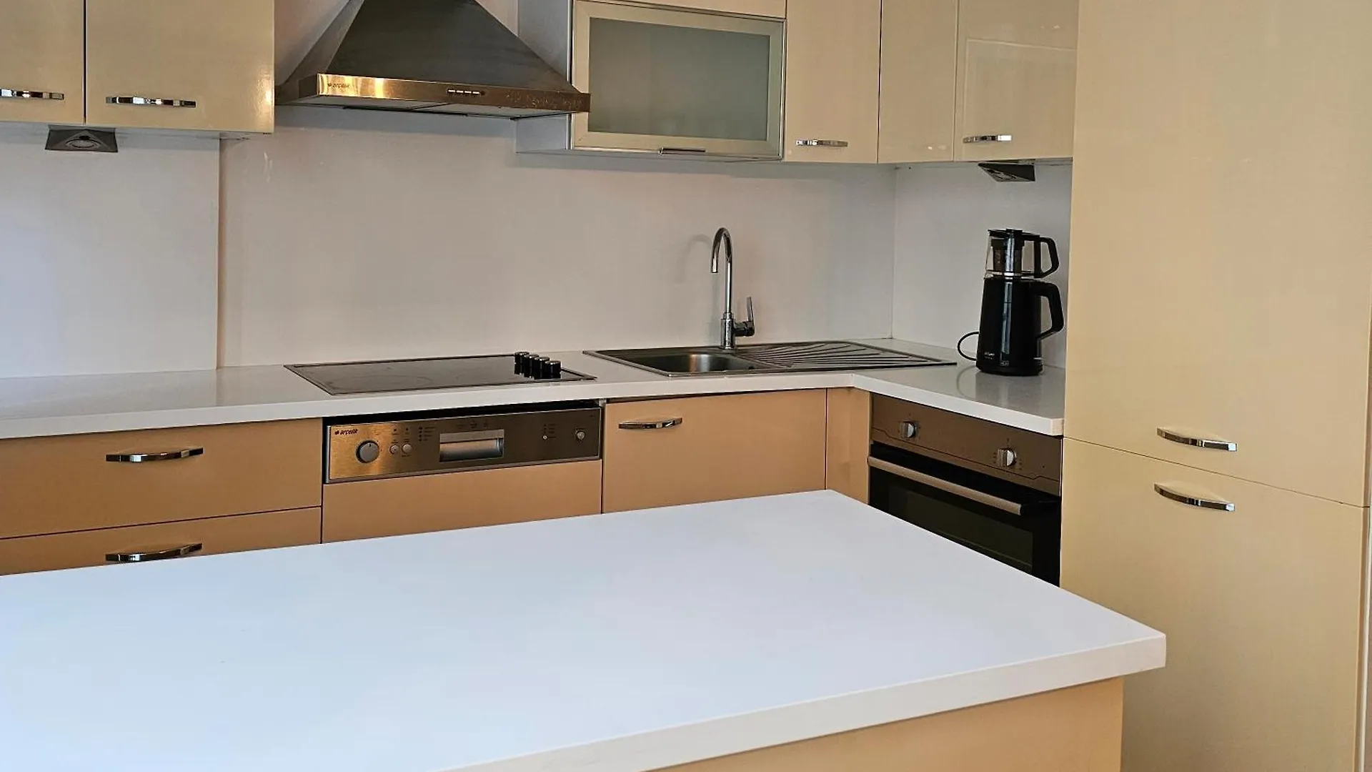 Apartament Taksim Perfect Residence, 3 Bedrooms, 140 M2, Pool Gym Sauna Access Istanbul Turcia