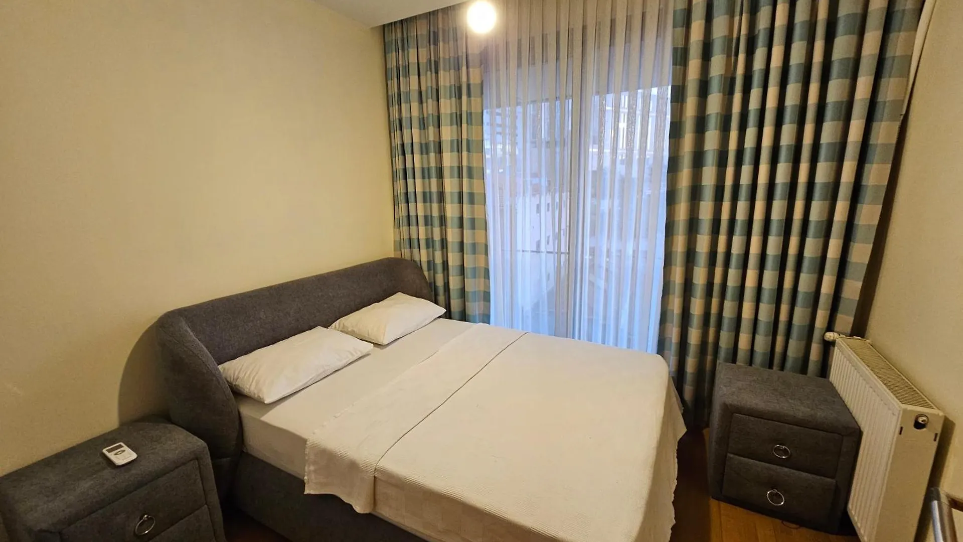 Taksim Perfect Residence, 3 Bedrooms, 140 M2, Pool Gym Sauna Access Estambul 0*,  Turquía