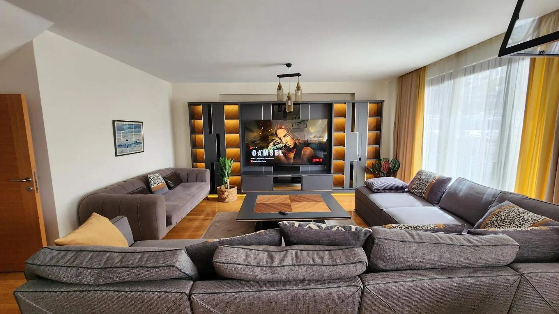Taksim Perfect Residence, 3 Bedrooms, 140 M2, Pool Gym Sauna Access Estambul
