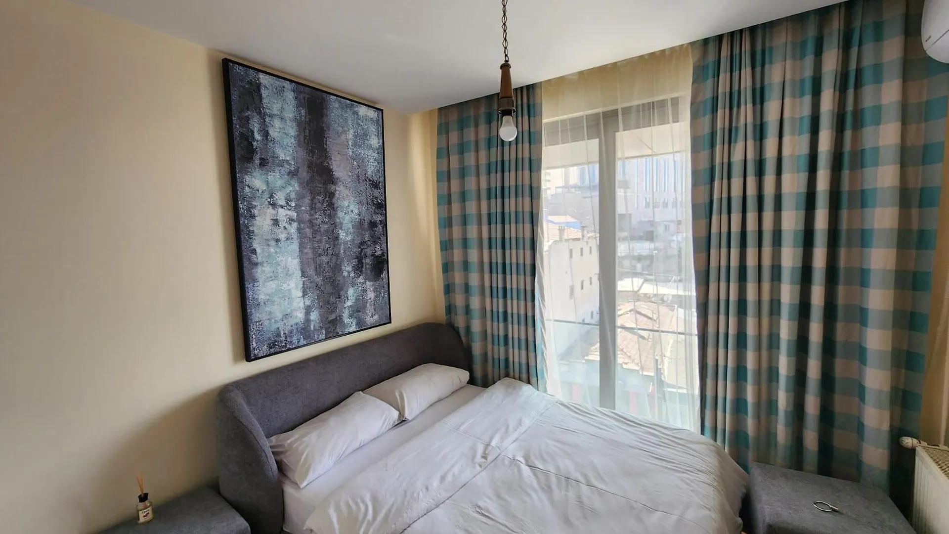 Apartamento Taksim Perfect Residence, 3 Bedrooms, 140 M2, Pool Gym Sauna Access Estambul